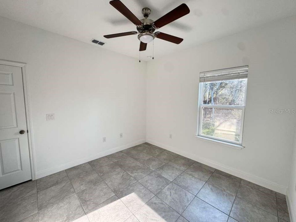 For Rent: $1,995 (4 beds, 2 baths, 1696 Square Feet)
