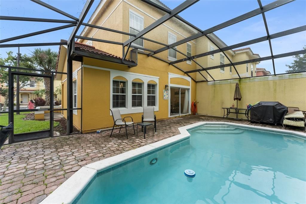 En Venta: $315,000 (4 camas, 3 baños, 1636 Pies cuadrados)