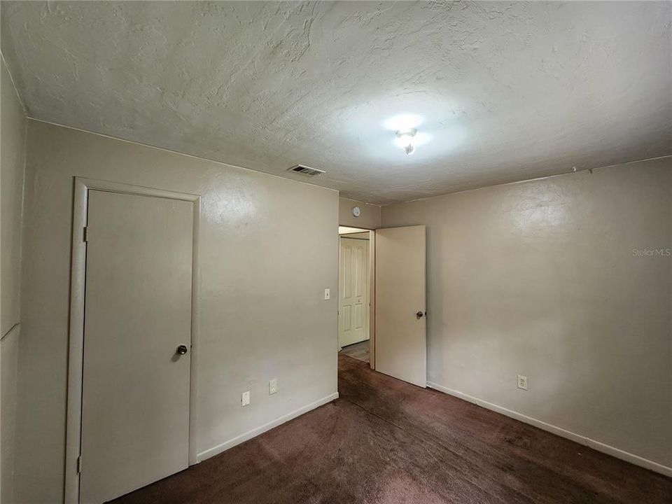 В аренду: $1,000 (2 спален, 1 ванн, 930 Квадратных фут)