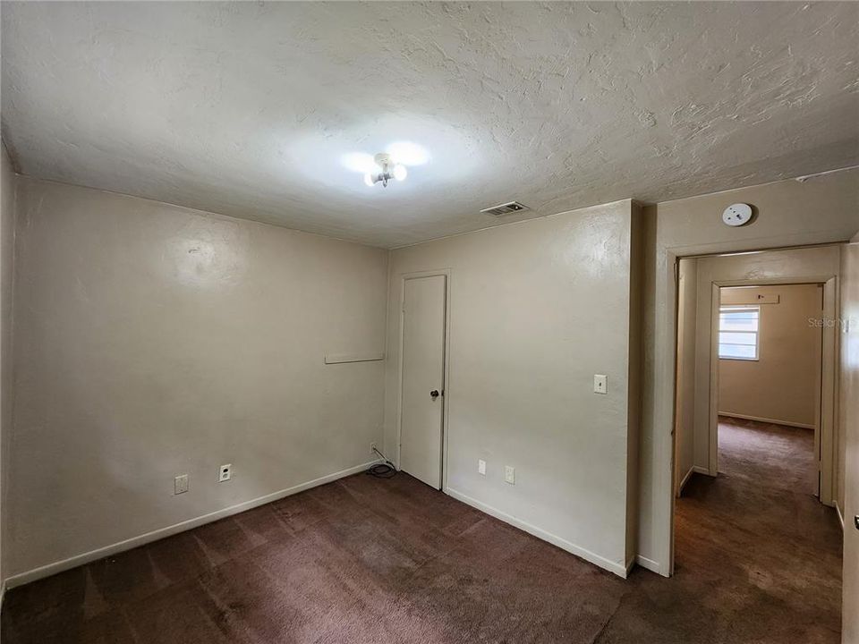 В аренду: $1,000 (2 спален, 1 ванн, 930 Квадратных фут)