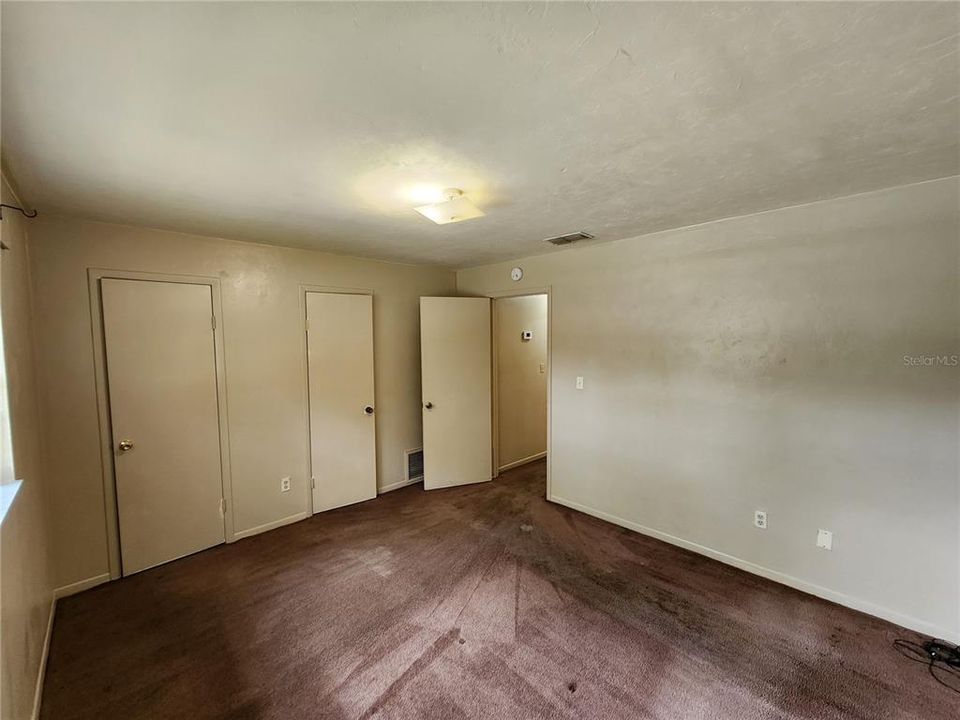 В аренду: $1,000 (2 спален, 1 ванн, 930 Квадратных фут)