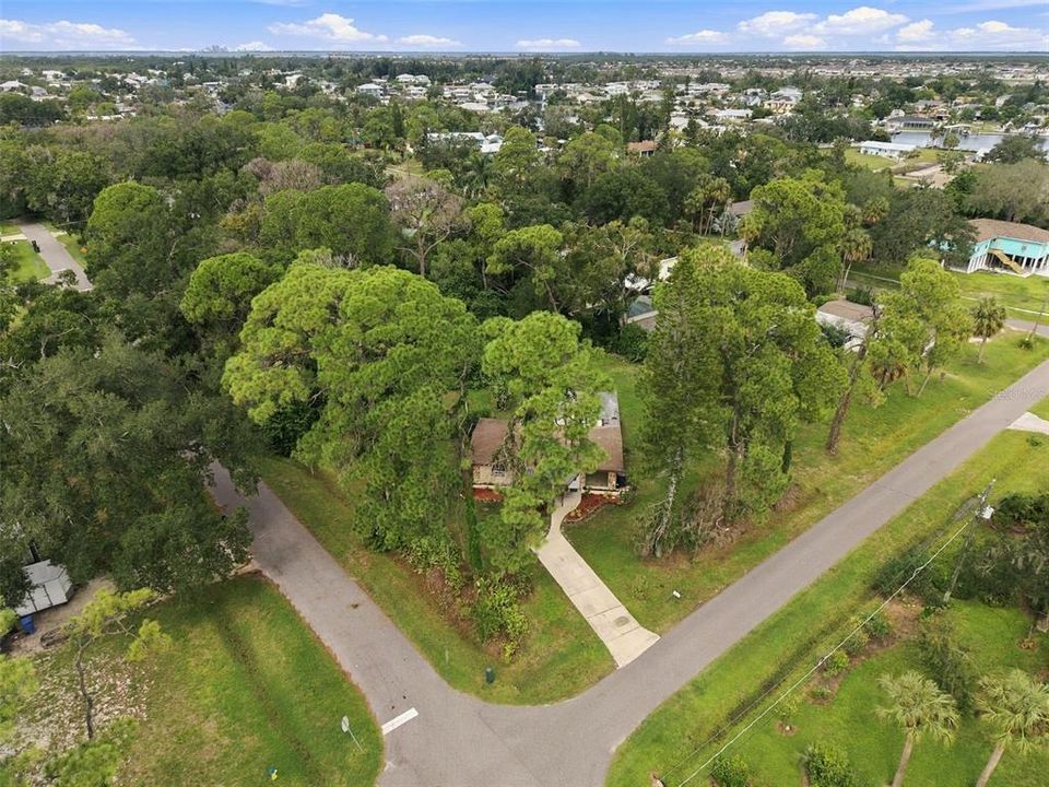 En Venta: $299,800 (3 camas, 2 baños, 1638 Pies cuadrados)