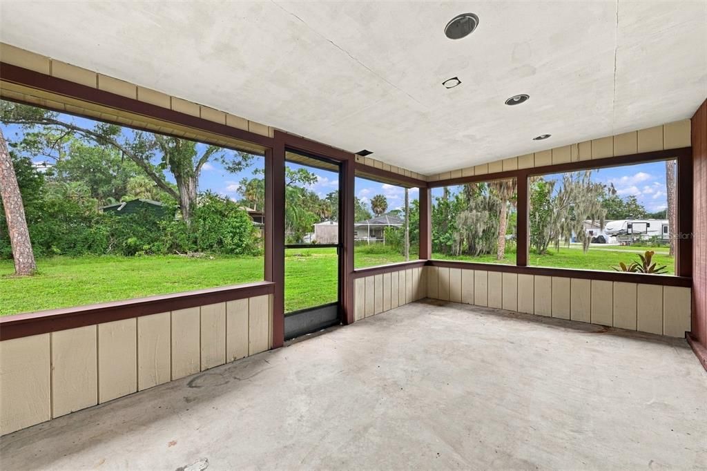 En Venta: $299,800 (3 camas, 2 baños, 1638 Pies cuadrados)