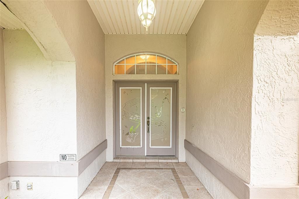На продажу: $414,900 (3 спален, 2 ванн, 1834 Квадратных фут)