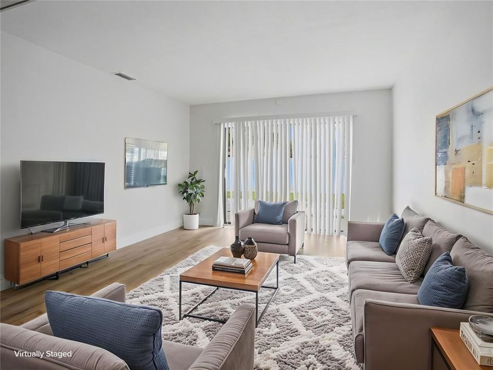 В аренду: $1,495 (2 спален, 2 ванн, 1072 Квадратных фут)