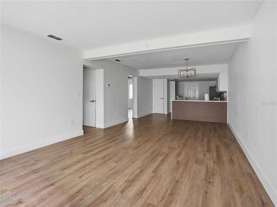 В аренду: $1,495 (2 спален, 2 ванн, 1072 Квадратных фут)