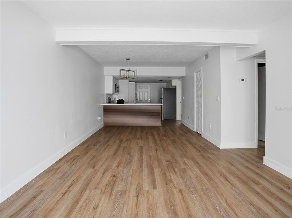 В аренду: $1,495 (2 спален, 2 ванн, 1072 Квадратных фут)