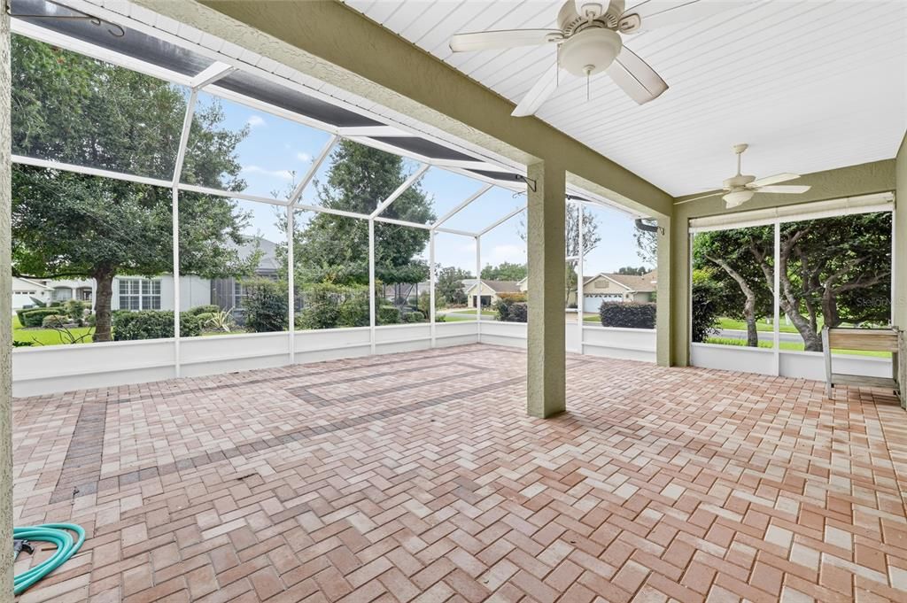 En Venta: $308,999 (3 camas, 2 baños, 1701 Pies cuadrados)