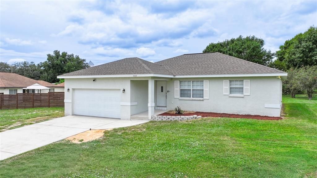 For Sale: $240,000 (3 beds, 2 baths, 1257 Square Feet)