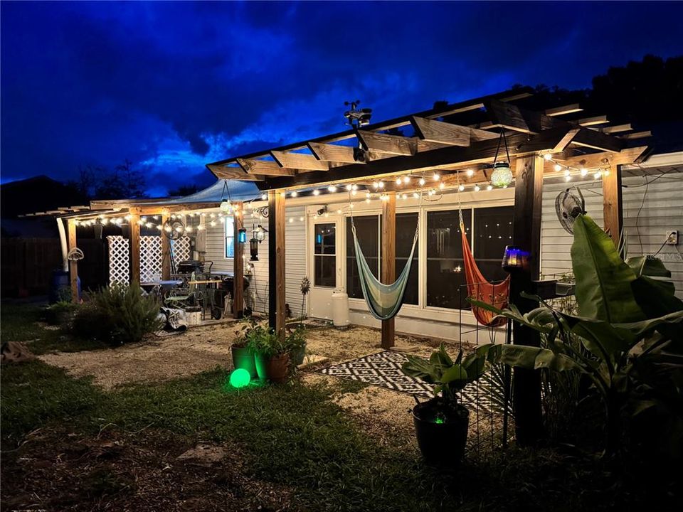 En Venta: $219,500 (3 camas, 2 baños, 1586 Pies cuadrados)