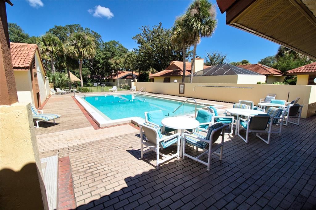 For Sale: $184,900 (2 beds, 2 baths, 1296 Square Feet)