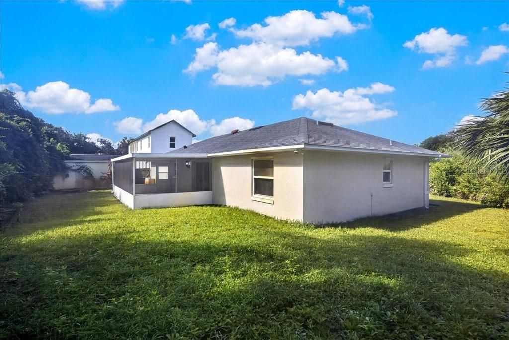 For Rent: $2,900 (3 beds, 2 baths, 1656 Square Feet)