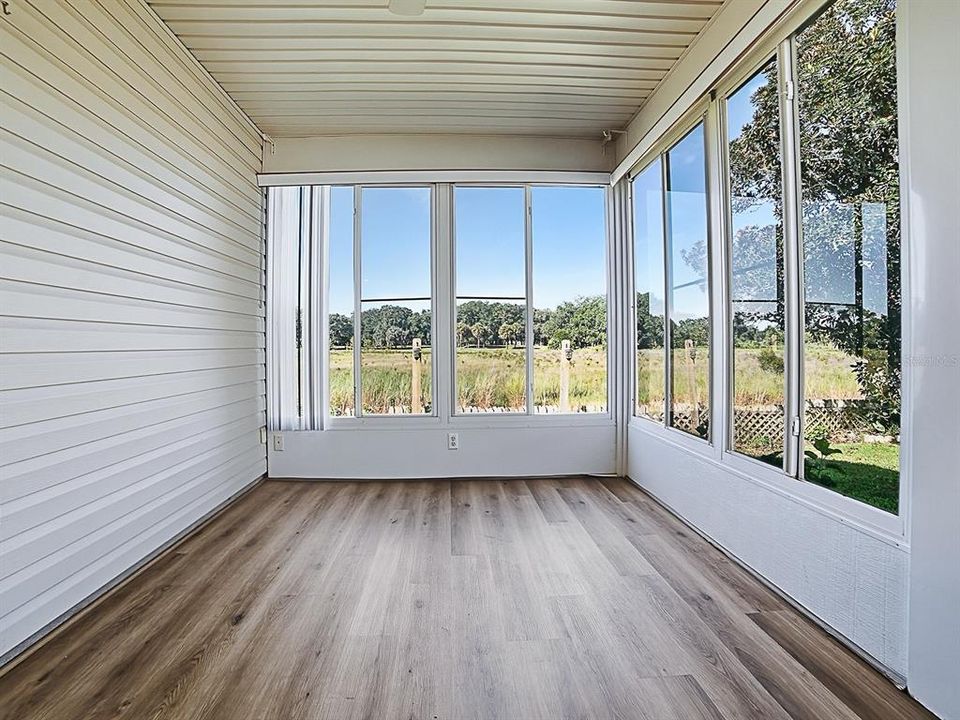 En Venta: $240,000 (2 camas, 2 baños, 1289 Pies cuadrados)