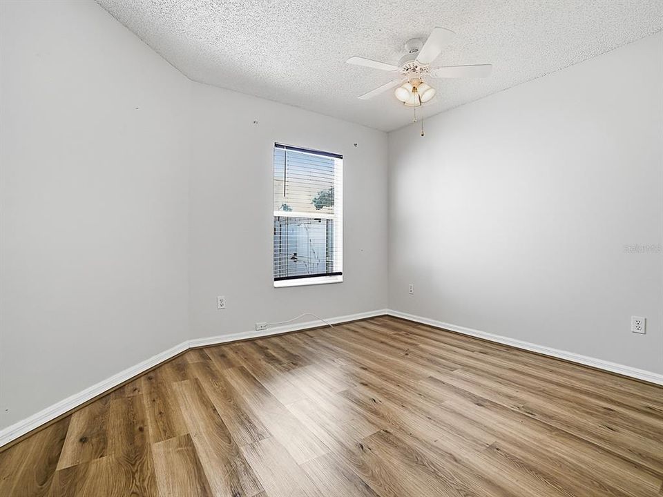 En Venta: $240,000 (2 camas, 2 baños, 1289 Pies cuadrados)
