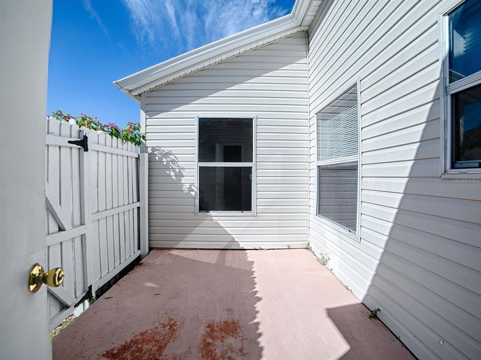 En Venta: $240,000 (2 camas, 2 baños, 1289 Pies cuadrados)