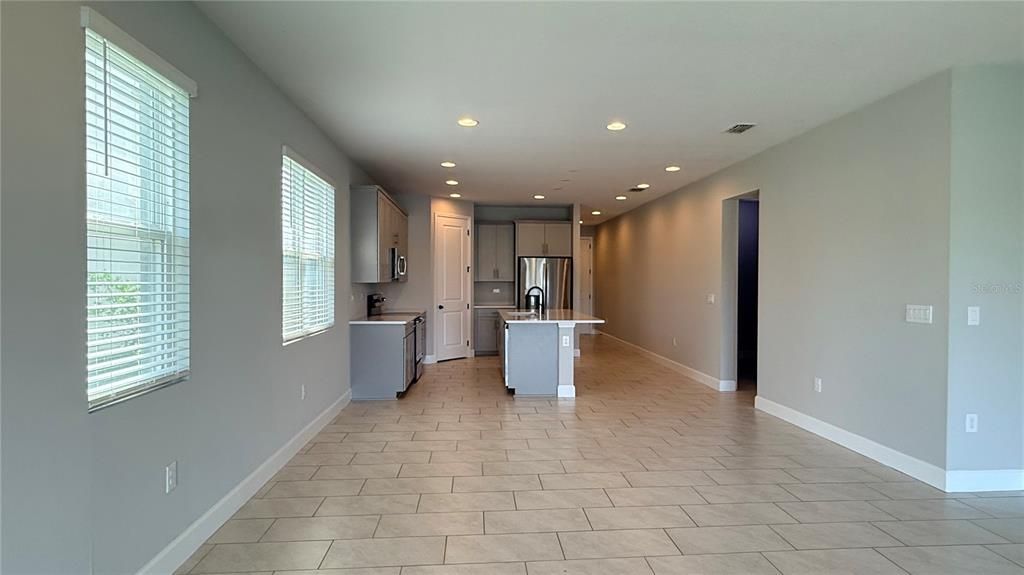 En Venta: $394,499 (4 camas, 2 baños, 1843 Pies cuadrados)
