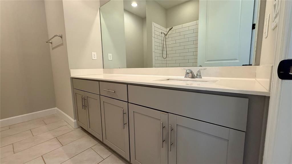 En Venta: $394,499 (4 camas, 2 baños, 1843 Pies cuadrados)