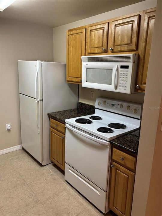 For Rent: $1,600 (2 beds, 2 baths, 1241 Square Feet)