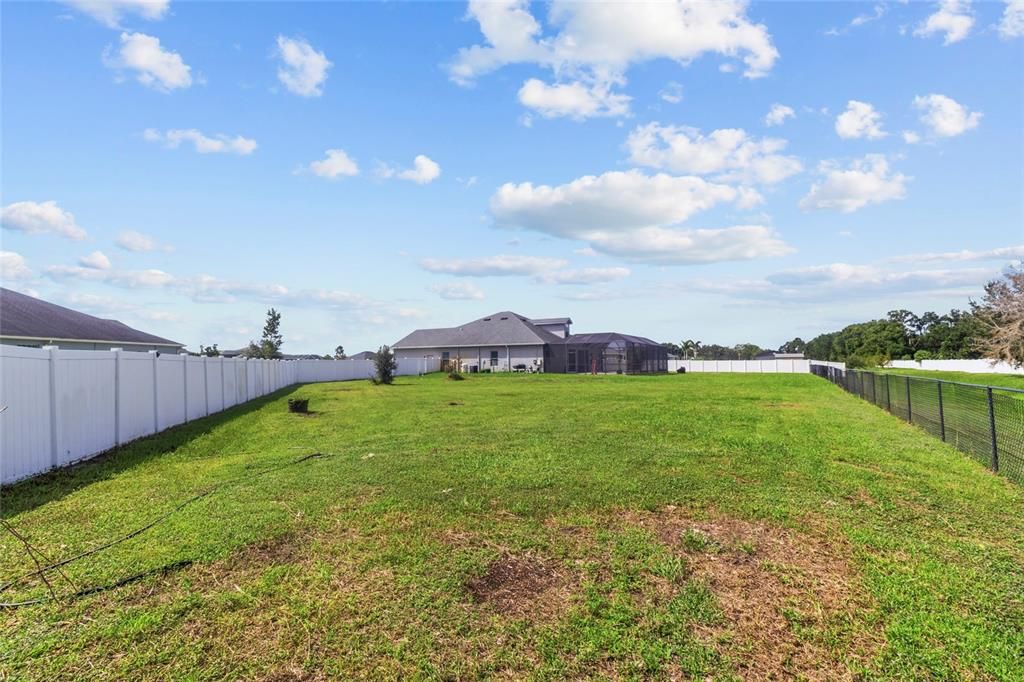 For Sale: $695,000 (5 beds, 3 baths, 3024 Square Feet)