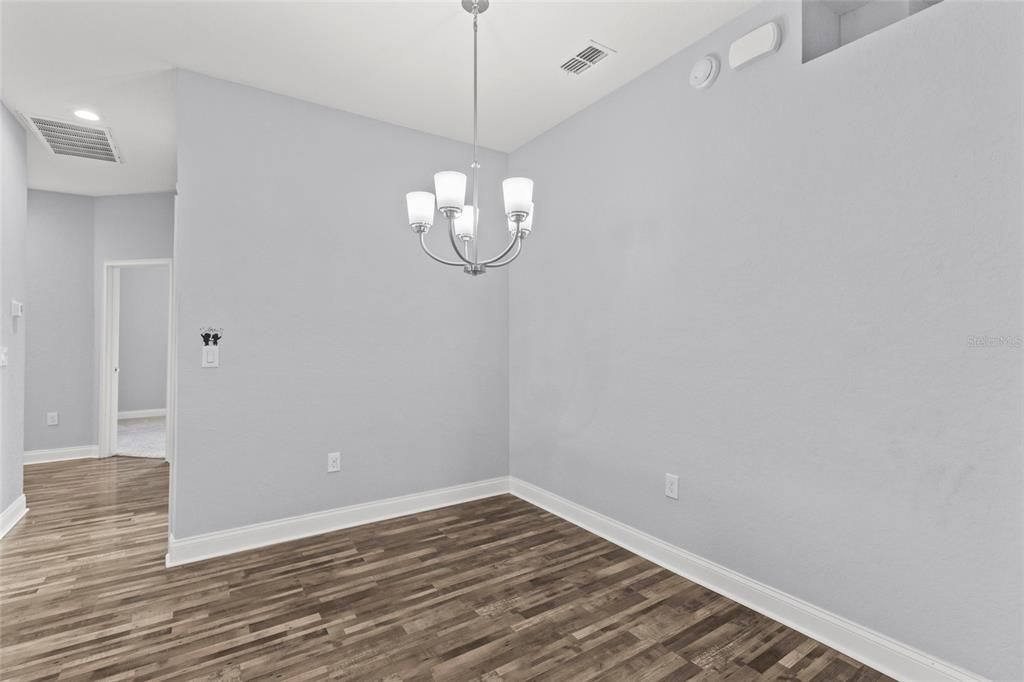 For Sale: $695,000 (5 beds, 3 baths, 3024 Square Feet)