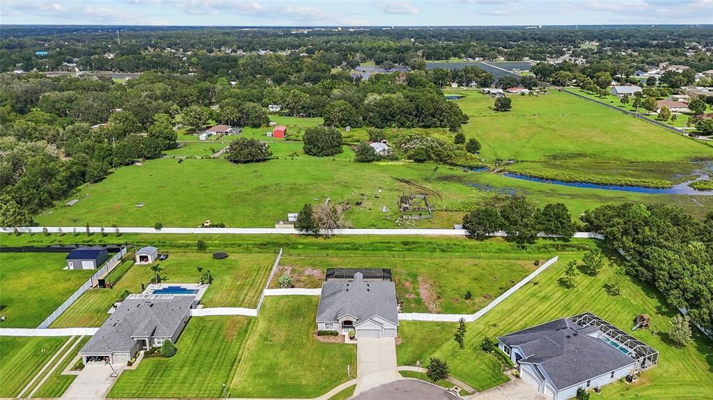 For Sale: $695,000 (5 beds, 3 baths, 3024 Square Feet)