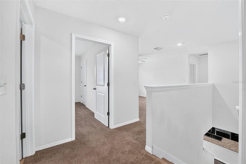 En Venta: $350,000 (5 camas, 3 baños, 2634 Pies cuadrados)
