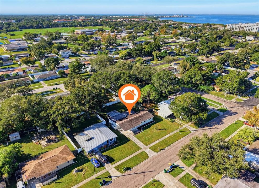 For Sale: $474,900 (4 beds, 2 baths, 1896 Square Feet)