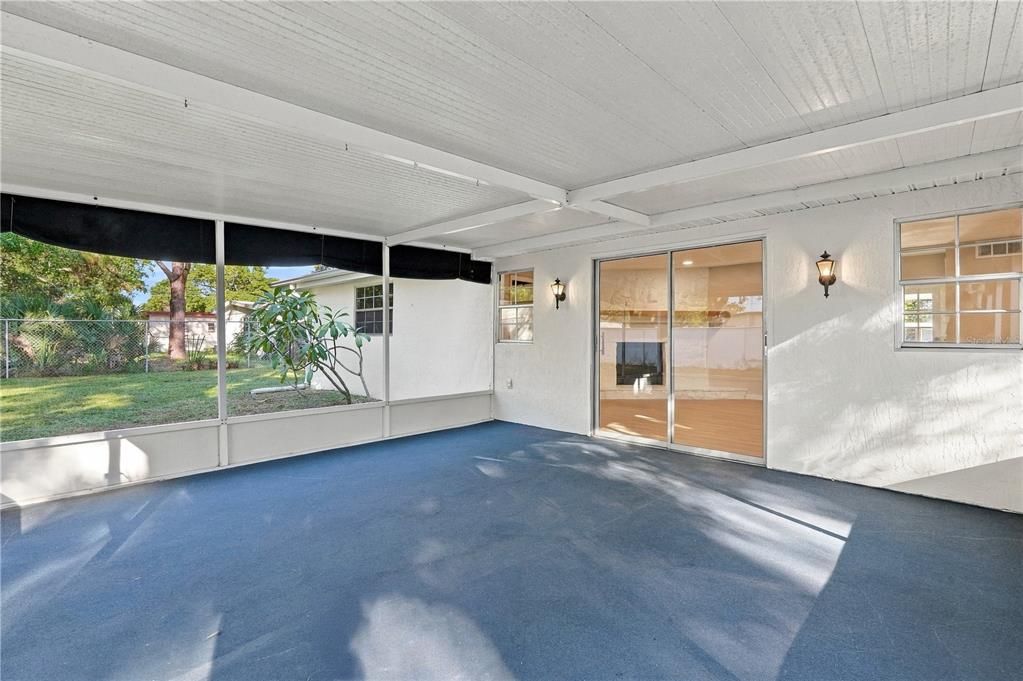 For Sale: $474,900 (4 beds, 2 baths, 1896 Square Feet)