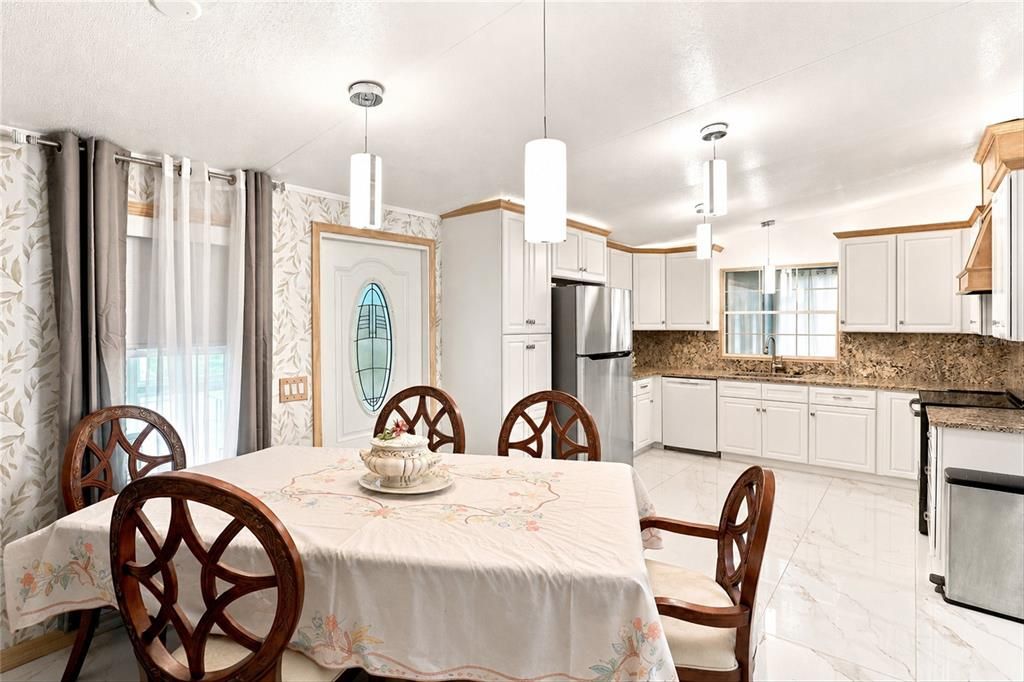 В аренду: $2,500 (2 спален, 2 ванн, 1400 Квадратных фут)