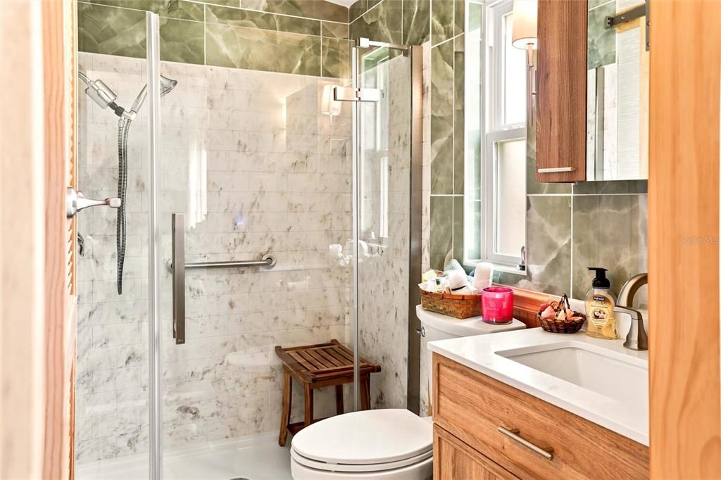 В аренду: $2,500 (2 спален, 2 ванн, 1400 Квадратных фут)