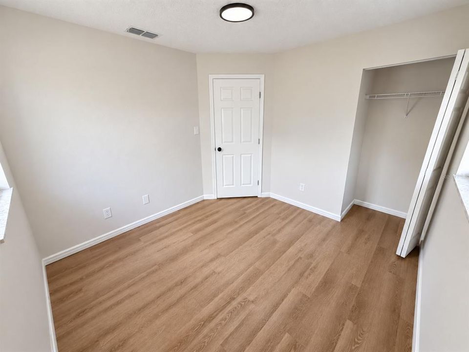 В аренду: $2,250 (4 спален, 2 ванн, 1324 Квадратных фут)