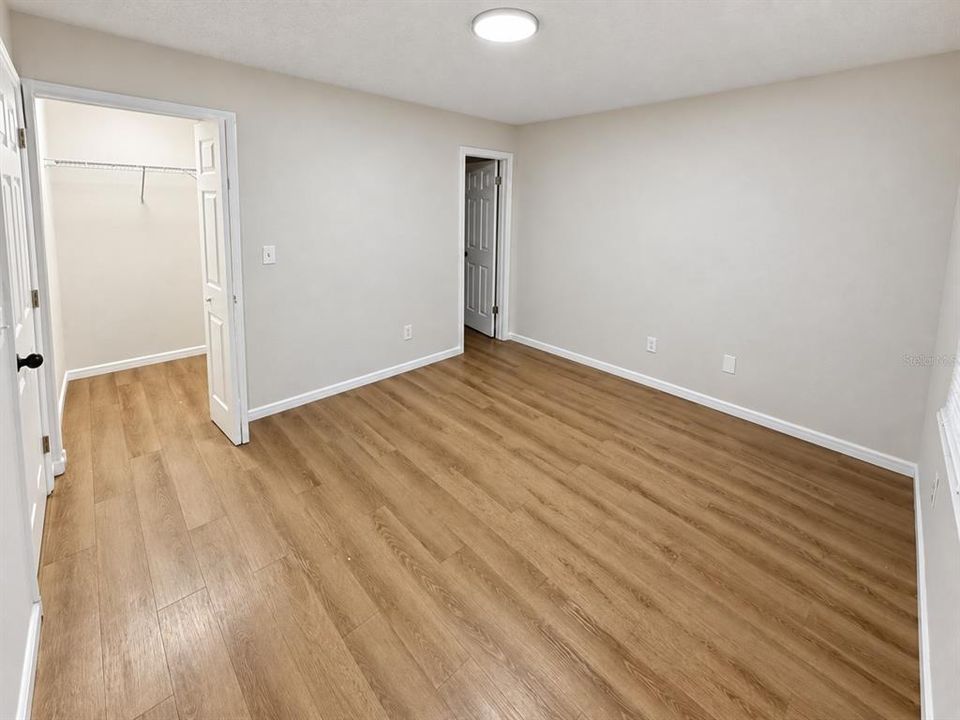 В аренду: $2,250 (4 спален, 2 ванн, 1324 Квадратных фут)
