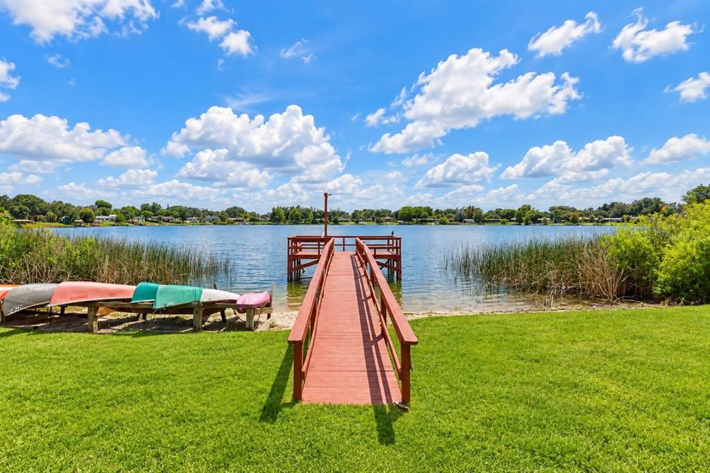 На продажу: $229,500 (2 спален, 2 ванн, 1250 Квадратных фут)
