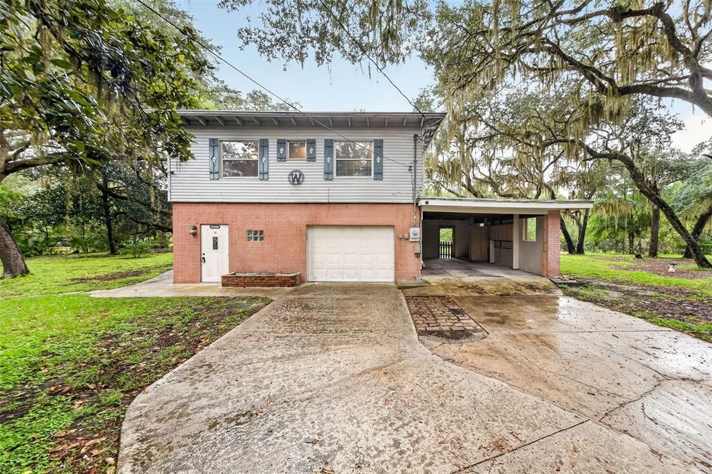 For Sale: $149,999 (2 beds, 2 baths, 1712 Square Feet)