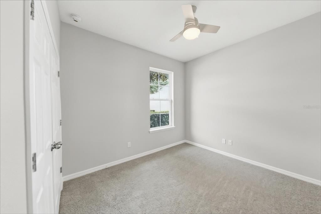 En Venta: $499,900 (3 camas, 3 baños, 2000 Pies cuadrados)