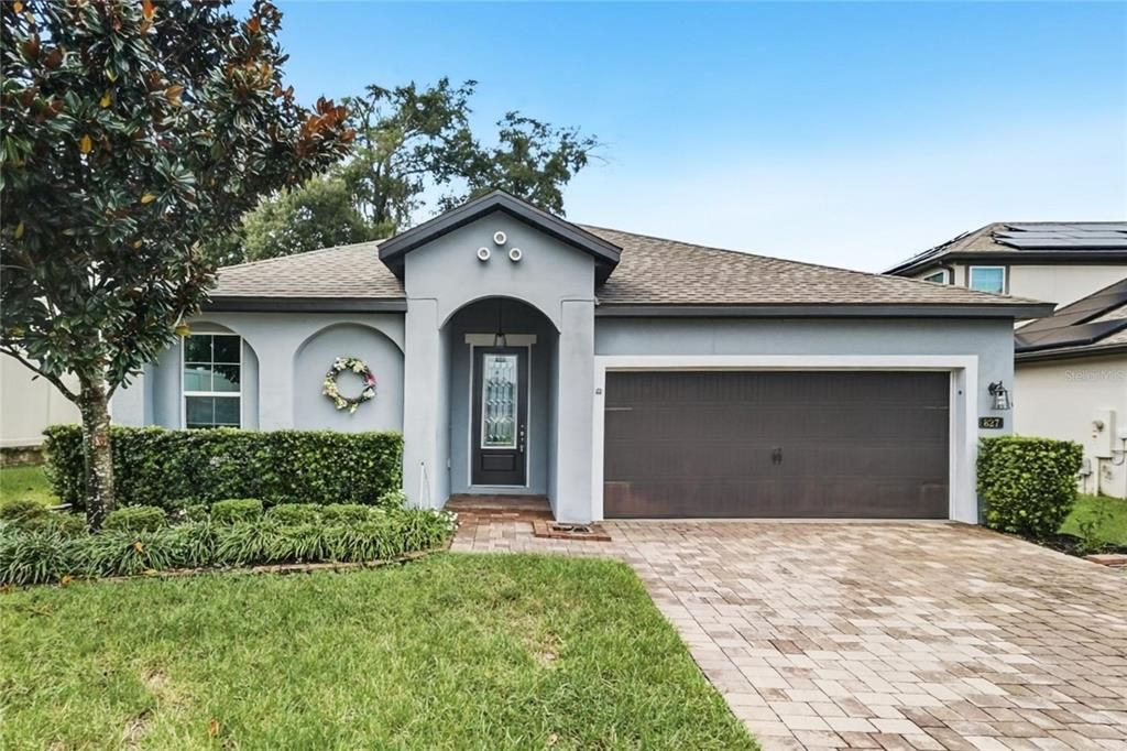 En Venta: $499,900 (3 camas, 3 baños, 2000 Pies cuadrados)