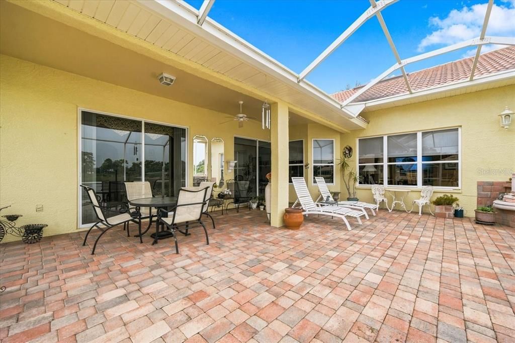 For Sale: $397,750 (3 beds, 2 baths, 2535 Square Feet)