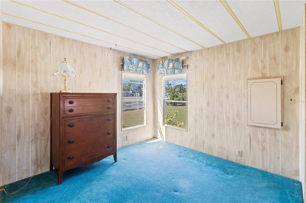 На продажу: $98,900 (2 спален, 2 ванн, 864 Квадратных фут)