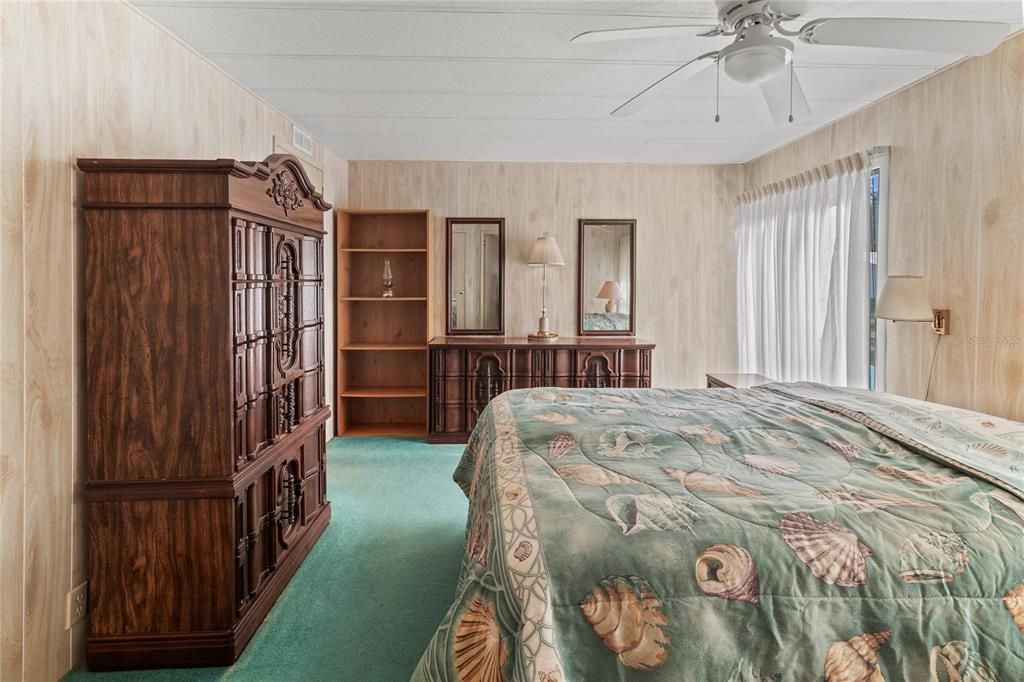 На продажу: $98,900 (2 спален, 2 ванн, 864 Квадратных фут)