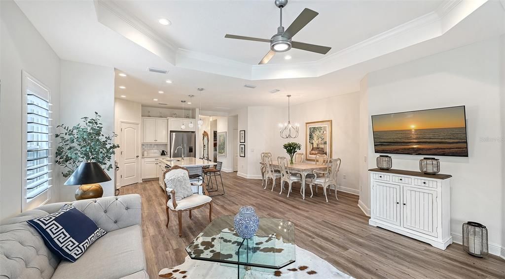 For Sale: $465,000 (2 beds, 2 baths, 1617 Square Feet)