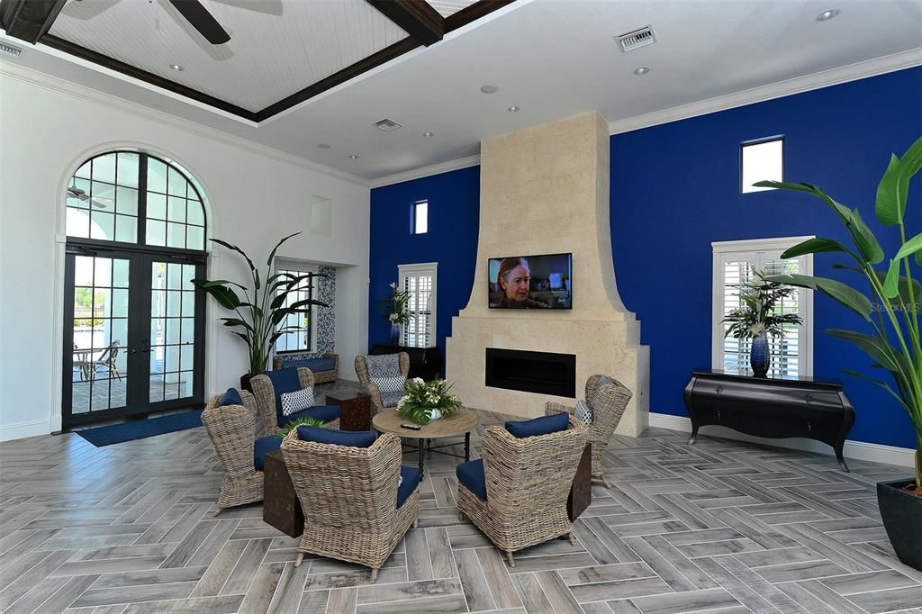 For Sale: $465,000 (2 beds, 2 baths, 1617 Square Feet)