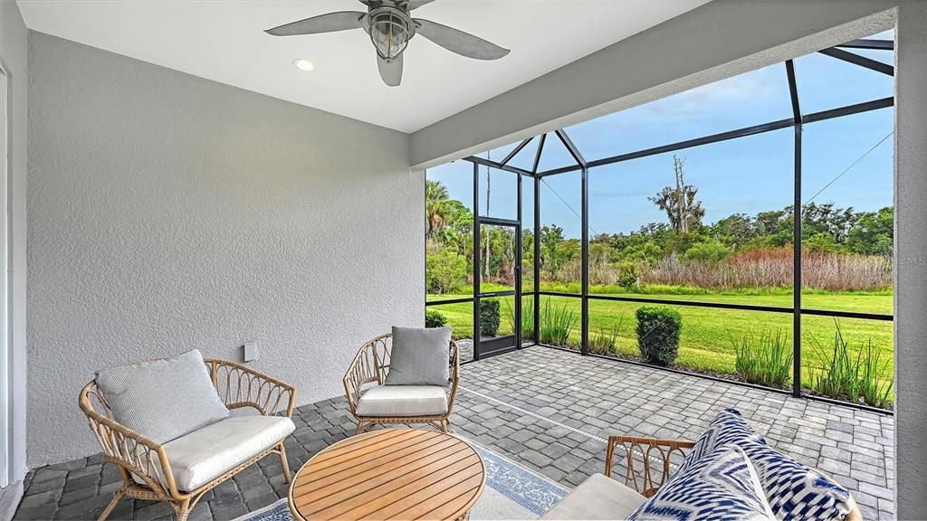For Sale: $465,000 (2 beds, 2 baths, 1617 Square Feet)