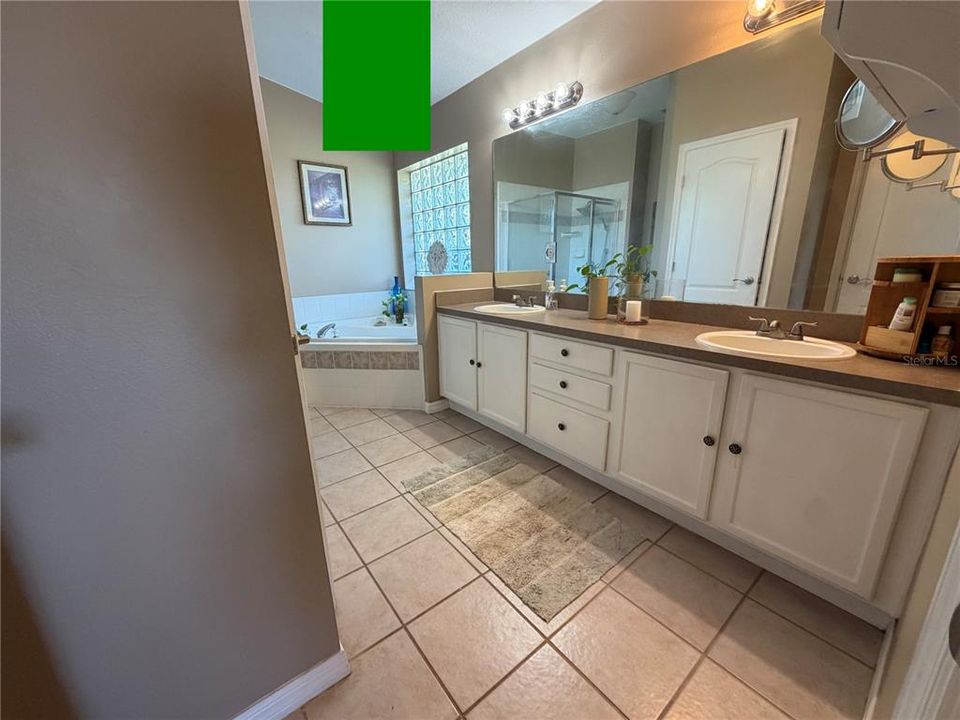 En Venta: $474,900 (3 camas, 2 baños, 1818 Pies cuadrados)