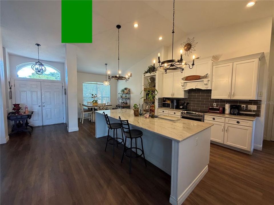 En Venta: $474,900 (3 camas, 2 baños, 1818 Pies cuadrados)