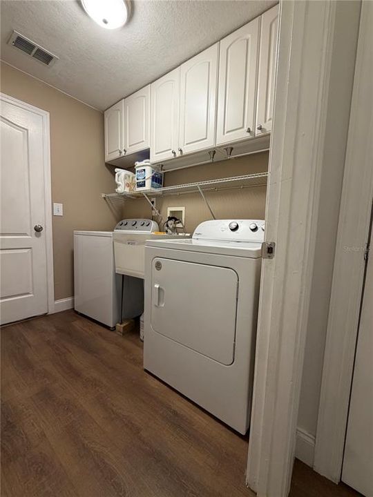 En Venta: $474,900 (3 camas, 2 baños, 1818 Pies cuadrados)