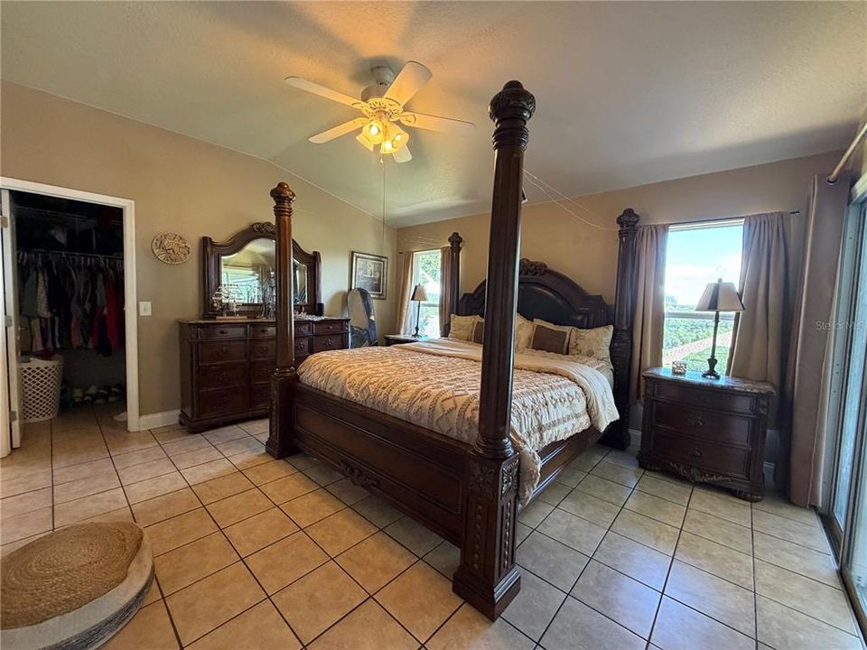 En Venta: $474,900 (3 camas, 2 baños, 1818 Pies cuadrados)