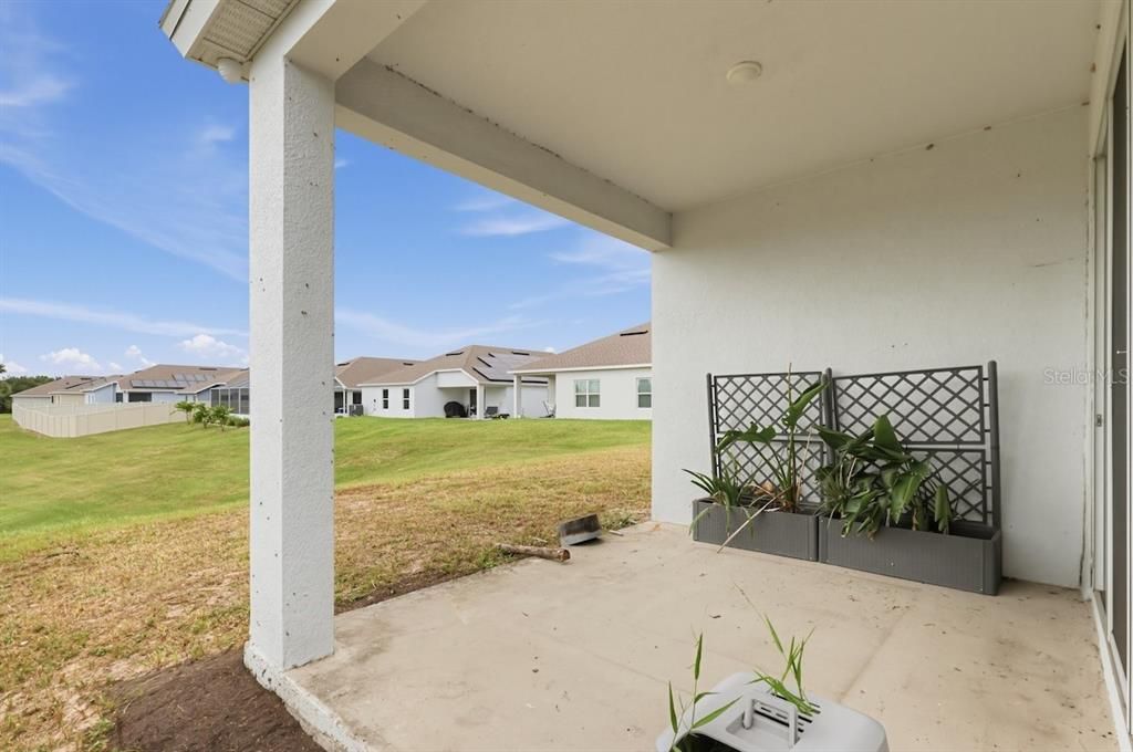 En Venta: $300,000 (4 camas, 2 baños, 1959 Pies cuadrados)