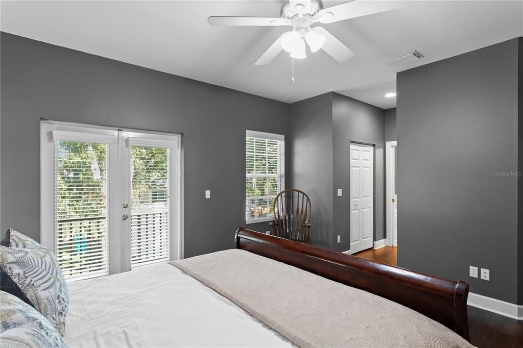 Active With Contract: $879,000 (4 beds, 3 baths, 2128 Square Feet)