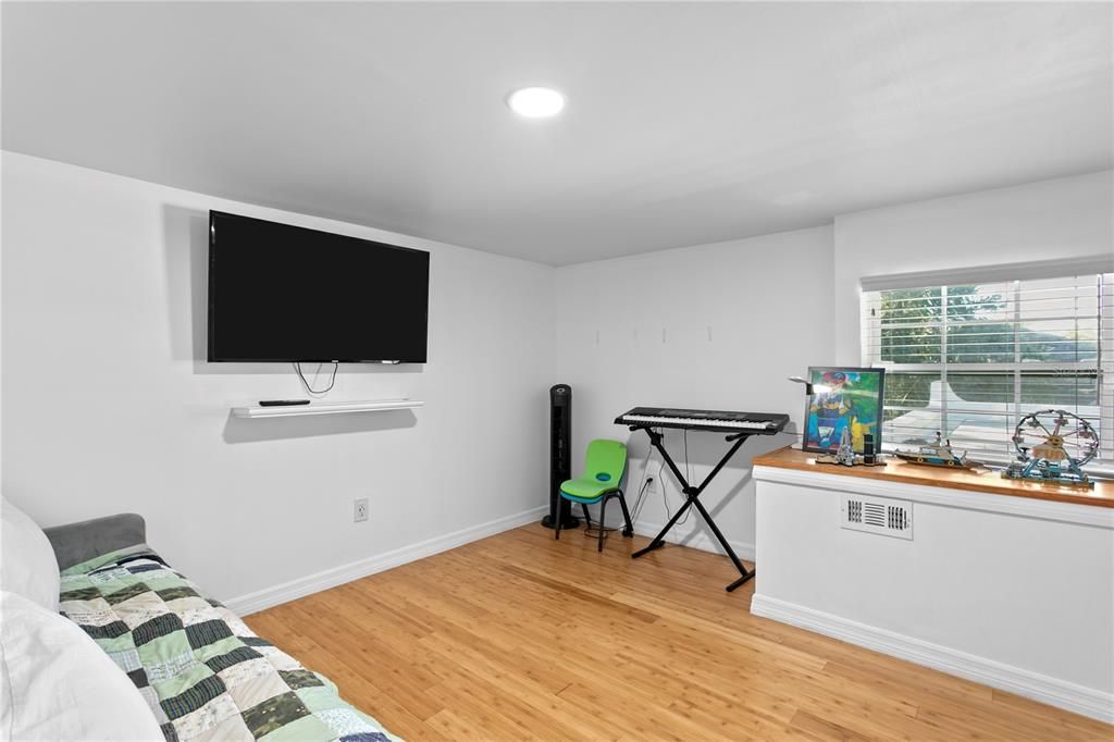 Active With Contract: $879,000 (4 beds, 3 baths, 2128 Square Feet)