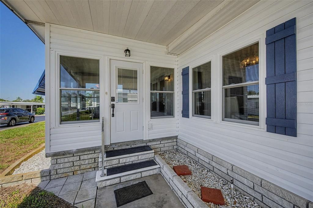 For Sale: $144,900 (2 beds, 2 baths, 1234 Square Feet)